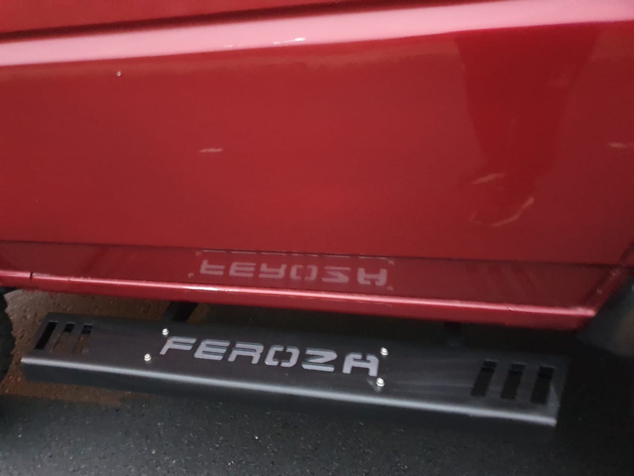 pisaderas feroza