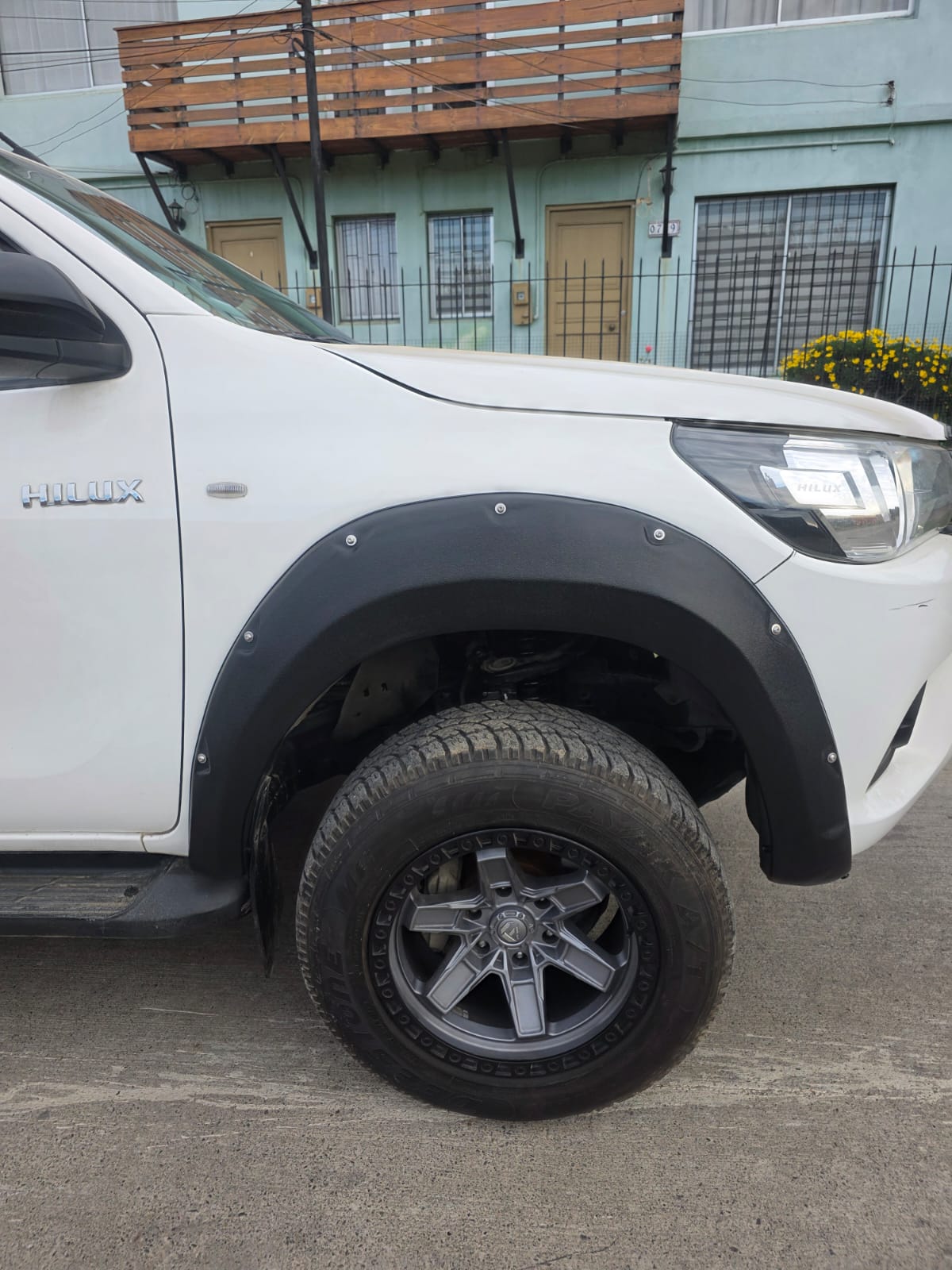 hilux DX1
